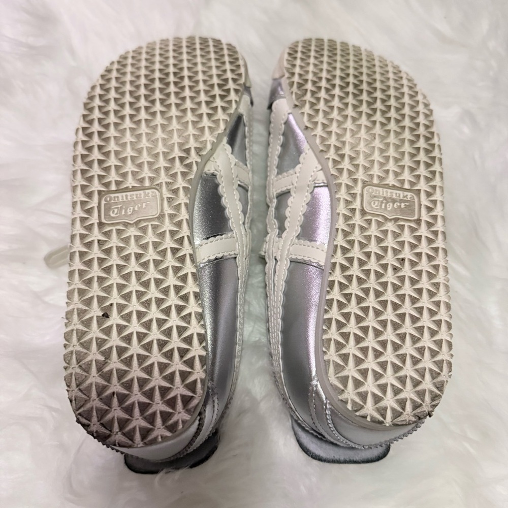 Onitsuka Tiger Mexico 66 Flats NWT - Picture 6 of 6